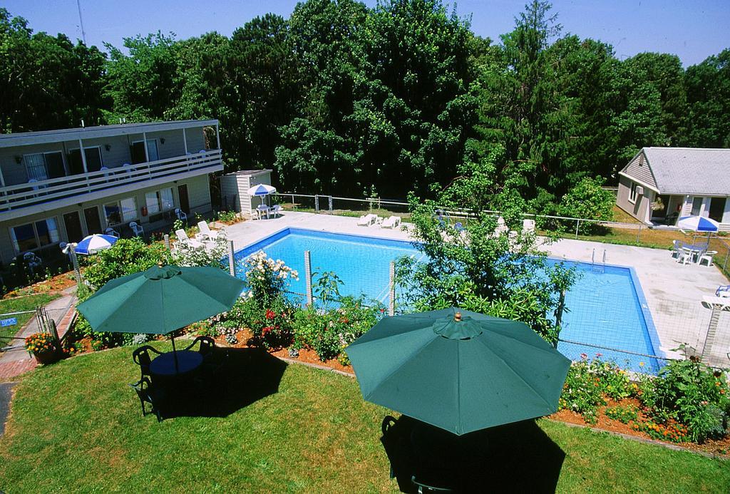 Governor Prence Inn Orleans Exterior foto