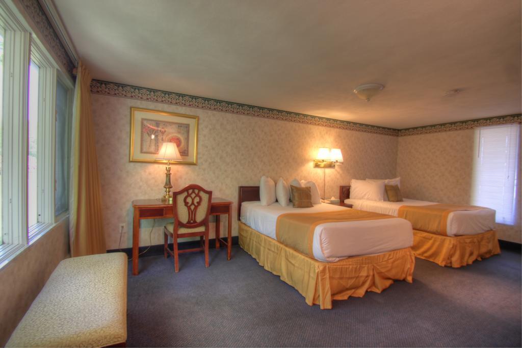 Governor Prence Inn Orleans Exterior foto